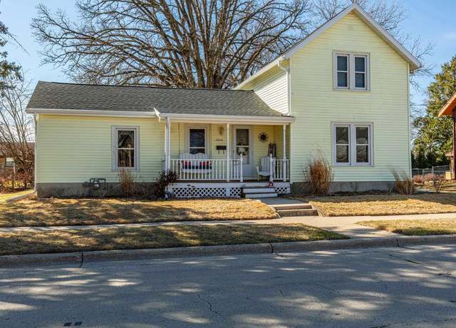 Property at 2014 16th St, Monroe, WI 53566, 4 beds, 2 baths