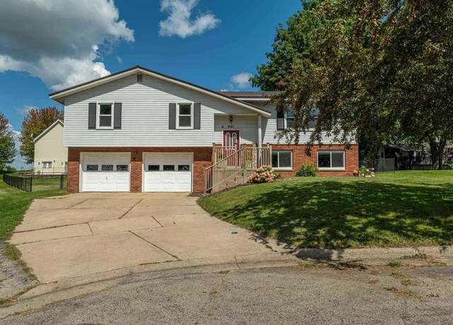 Property at 901 3rd St, Monroe, WI 53566, 4 beds, 2 baths