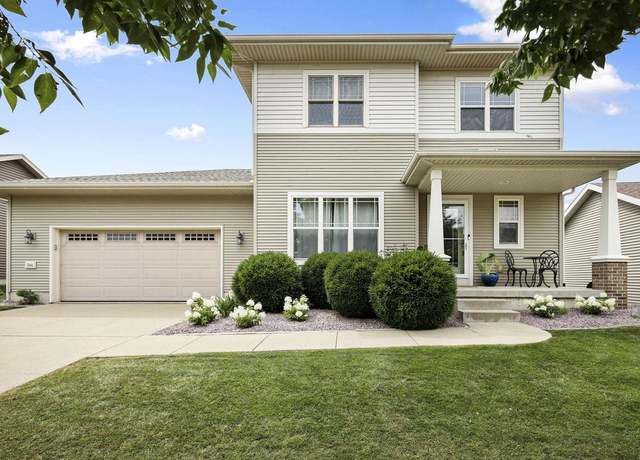Property at 544 Pine Lawn Pkwy, Verona, WI 53593, 4 beds, 2.5 baths
