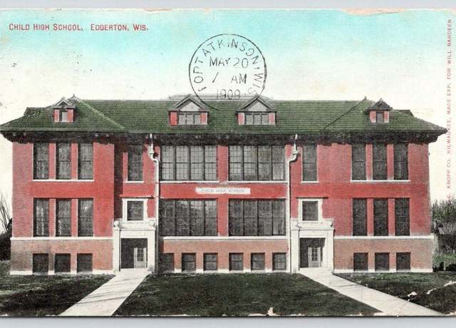 Property at 116 Swift St #203, Edgerton, WI 53534, 1 bed, 1.5 baths