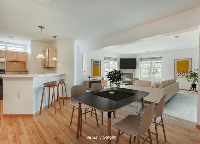 Property at 3037 Stratton Way #13, Madison, WI 53719, 3 beds, 2 baths