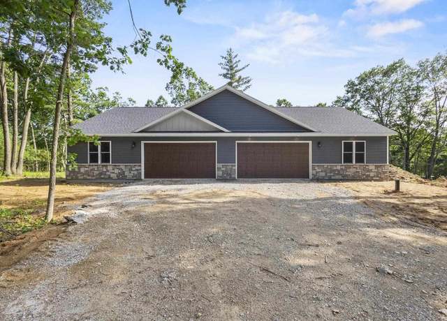 Property at W6513 Woodhaven Cir, Wautoma, WI 54982, 2 beds, 2 baths