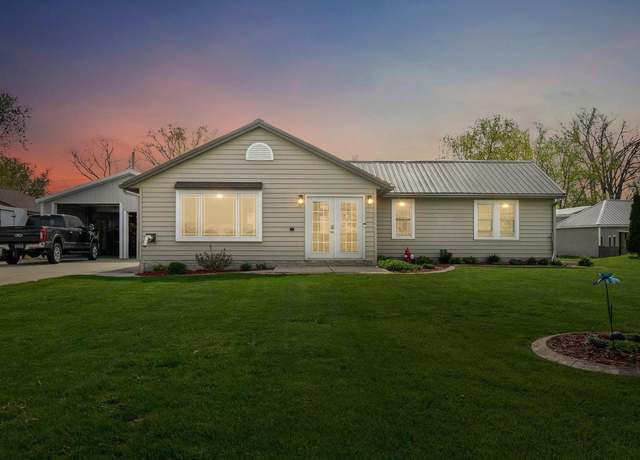 Property at N2482 Rock River Rd, Fort Atkinson, WI 53538, 3 beds, 2 baths