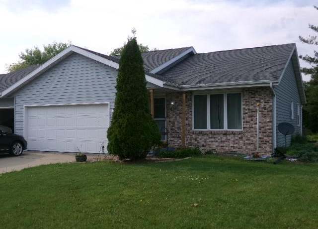 Property at 3919 E Milwaukee St, Janesville, WI 53546, 2 beds, 1.5 baths
