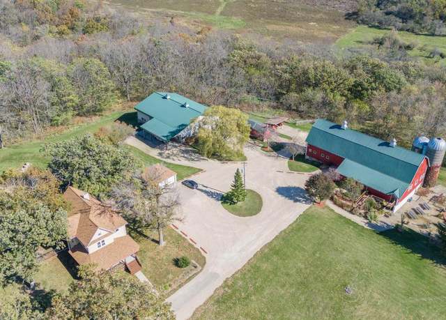 Property at 8180 Langberry Rd, Barneveld, WI 53507, 4 beds, 1.5 baths