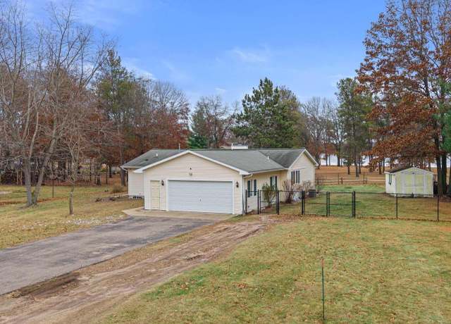 Property at 934 Sussex Ct, Nekoosa, WI 54457, 3 beds, 3 baths