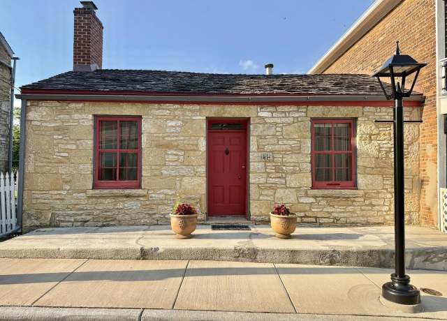 Property at 115 Jail Aly, Mineral Point, WI 53565, 2 beds, 1 bath