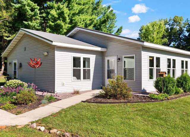 Property at E13880 Levee Rd, Baraboo, WI 53913, 2 beds, 2 baths