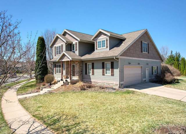 Property at 1311 Hanover Ct, Waunakee, WI 53597, 4 beds, 4 baths