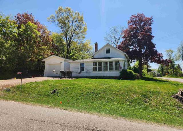 Property at N2342 Summerville Park Rd, Lodi, WI 53555, 2 beds, 1 bath