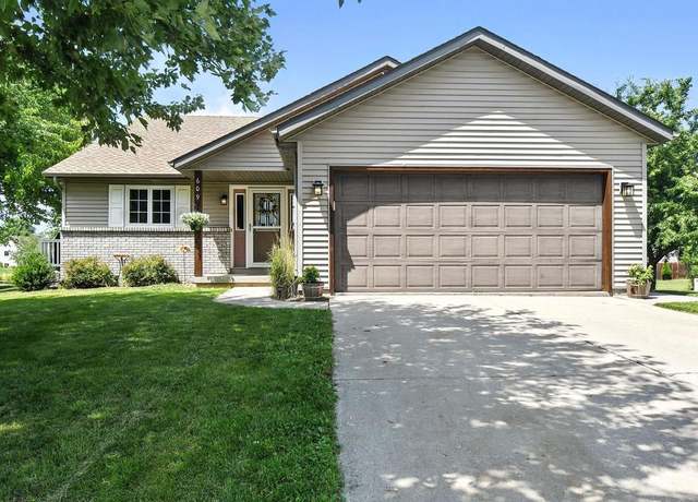 Property at 609 N Woods Edge Dr, Oregon, WI 53575, 3 beds, 2 baths