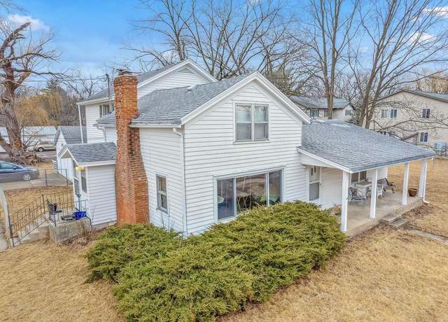 Property at 110 N Judson St, Lake Delton, WI 53940, 4 beds, 2 baths