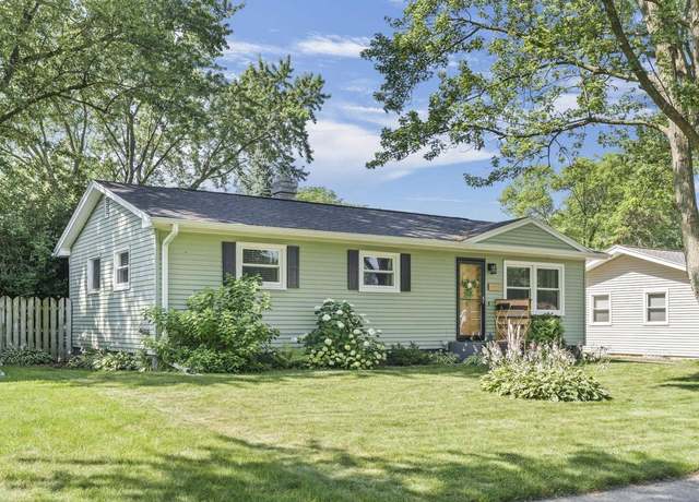 Property at 4513 Turquoise Ln, Madison, WI 53714, 3 beds, 1 bath