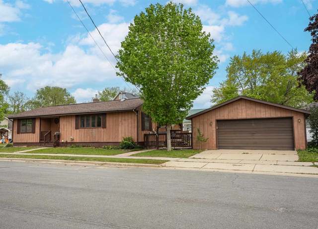 Property at 509 Loomis Dr, Mauston, WI 53948, 3 beds, 1 bath