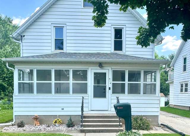 Property at 514 Robert St, Fort Atkinson, WI 53538, 3 beds, 1 bath