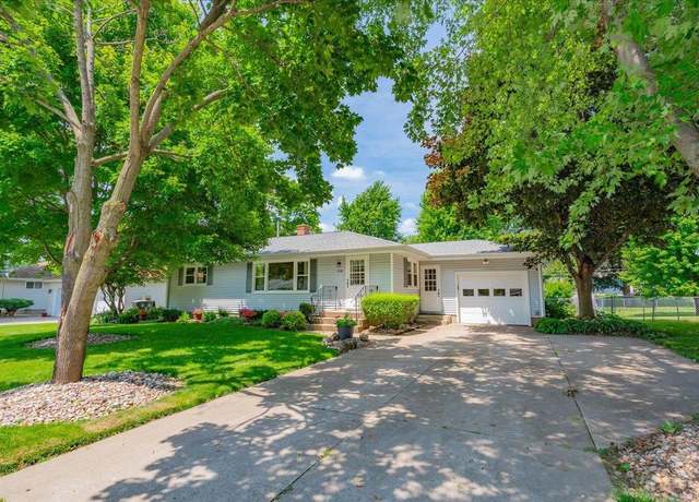 Property at 708 Columbia Ave, Deforest, WI 53532, 2 beds, 2 baths