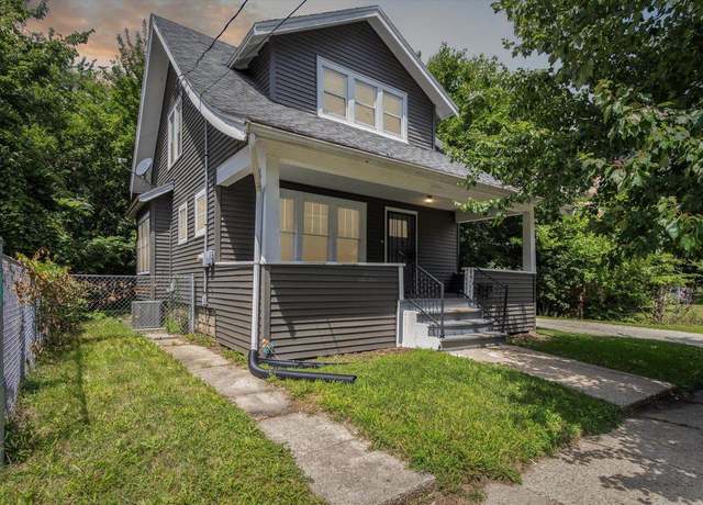 Property at 1614 Wisconsin Ave, Beloit, WI 53511, 2 beds, 1 bath