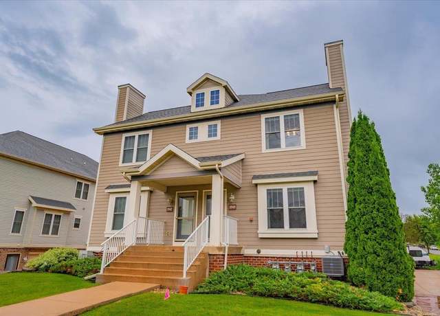 Property at 3949 Maple Grove Dr, Madison, WI 53719, 2 beds, 2.5 baths