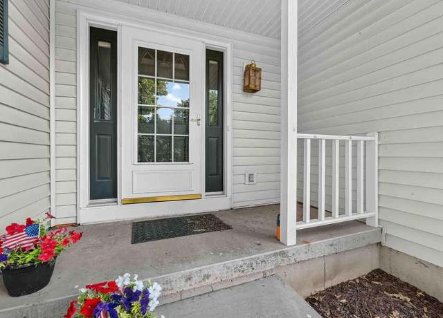 Property at 754 Sky Ridge Dr, Madison, WI 53719, 3 beds, 2 baths
