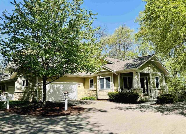 Property at 50 Glen Arbor Way, Fitchburg, WI 53711, 2 beds, 2.5 baths