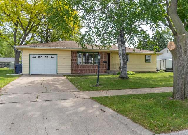 Property at 216 N Willard Ave, Janesville, WI 53548, 3 beds, 1.5 baths