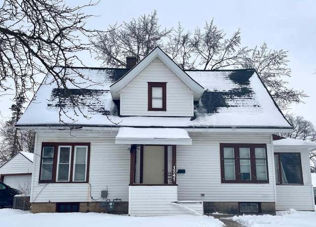 Property at 1741 Fayette Ave, Beloit, WI 53511, 4 beds, 1 bath