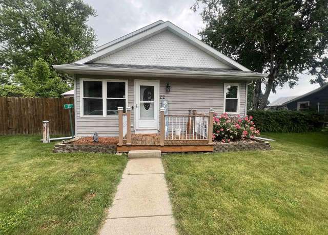 Property at 22 Sweet Briar Ln, Cambridge, WI 53523, 2 beds, 1 bath