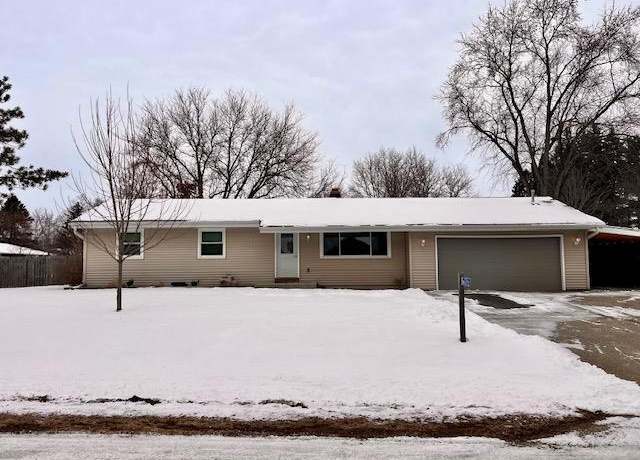 Property at W6120 Radloff St, Fort Atkinson, WI 53538, 3 beds, 1.5 baths