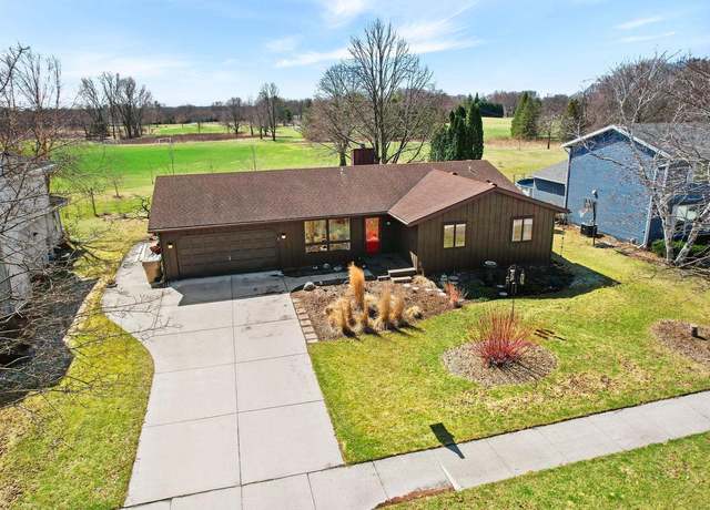 Property at 5109 Sudbury Way, Madison, WI 53714, 3 beds, 2 baths