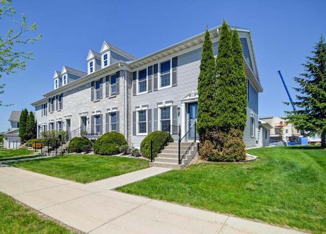 Property at 1570 Smithfield Dr #1570, Sun Prairie, WI 53590, 2 beds, 2.5 baths