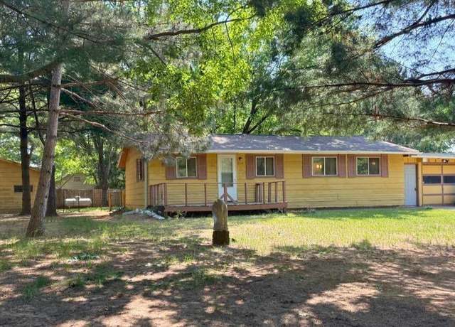 Property at 216 N Kenwood St, Adams, WI 53910, 2 beds, 1 bath