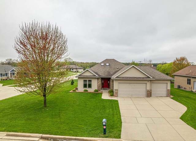Property at 4815 Sumpter Dr, Milton, WI 53563, 4 beds, 3.5 baths
