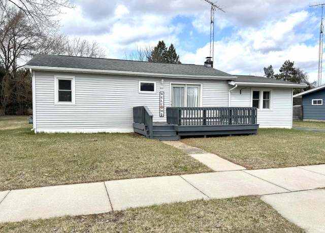 Property at 430 E Mt Morris Ave, Wautoma, WI 54982, 3 beds, 1 bath