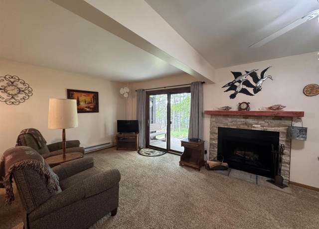 Property at 7 Maple Trl, Wisconsin Dells, WI 53965, 1 bed, 1 bath
