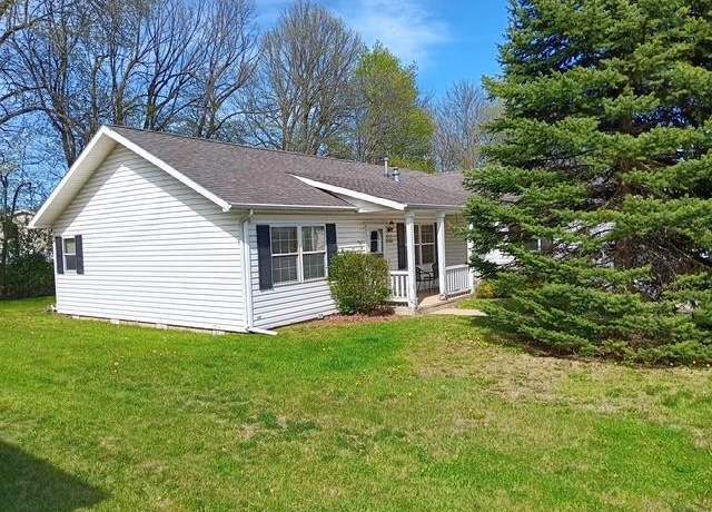 Property at N115W21032 Brookside Cir, Germantown, WI 53022, 3 beds, 2 baths