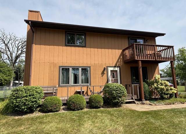 Property at 1616 Swallow Rd, Twin Lakes, WI 53181, 3 beds, 2.5 baths