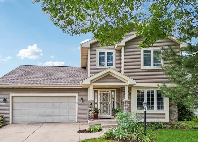 Property at 406 E Hill Pkwy, Madison, WI 53718, 3 beds, 3 baths