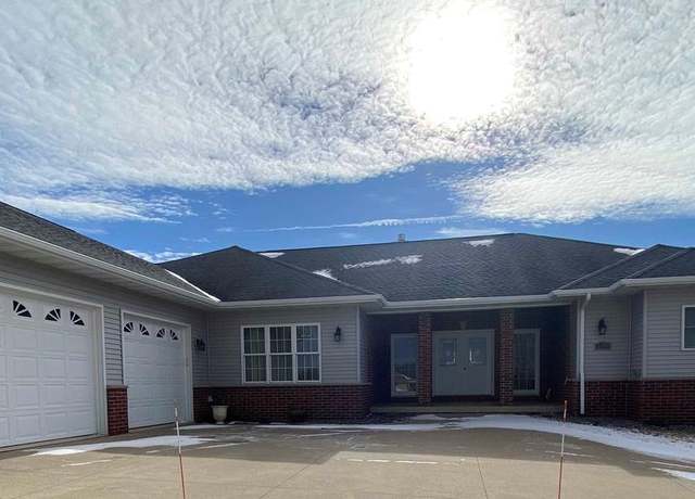 Property at 1175 Matador Dr, Platteville, WI 53818, 5 beds, 3.5 baths