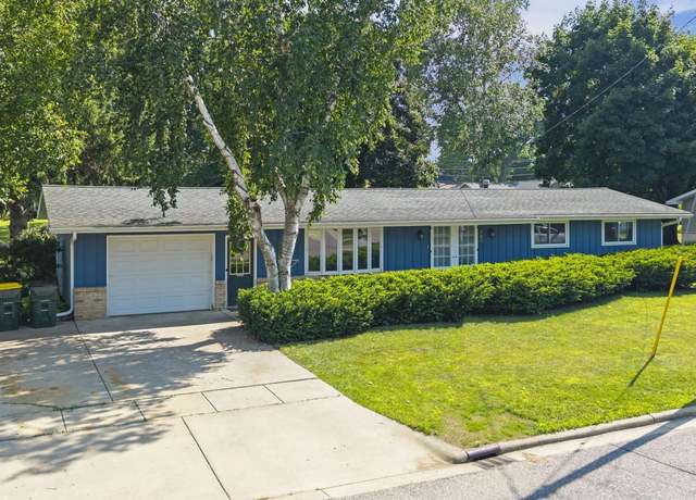 Property at 705 Ray St, Prairie Du Sac, WI 53578, 3 beds, 1.5 baths