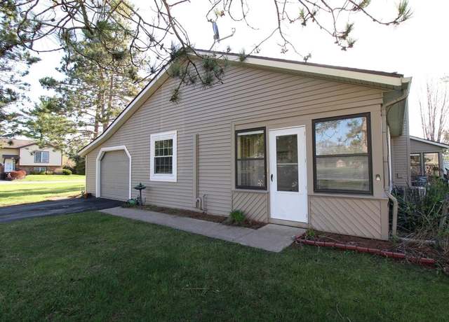 Property at 600 Saddle Rdg, Portage, WI 53901, 2 beds, 2 baths