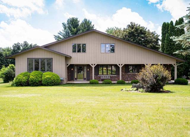 Property at 4946 Hickory Trl, Middleton, WI 53562, 3 beds, 2.5 baths