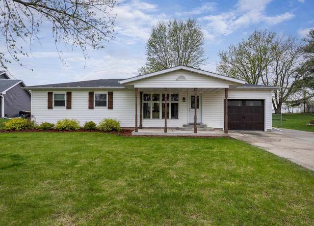 Property at 10535 N Oakway Ln, Edgerton, WI 53534, 3 beds, 1 bath