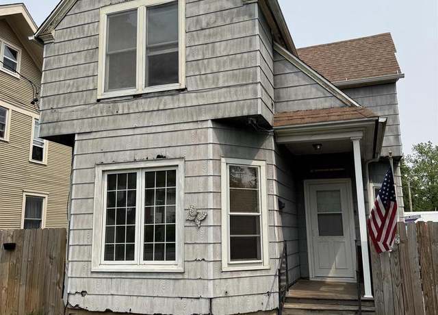 Property at 717 Portland Ave, Beloit, WI 53511, 3 beds, 1.5 baths