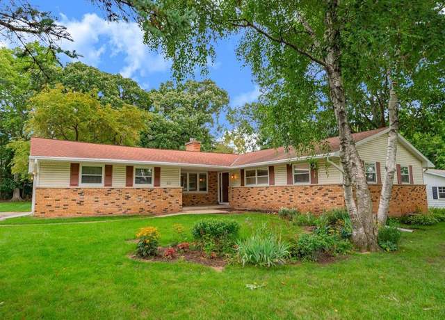 Property at 5718 Pembroke Dr, Fitchburg, WI 53711, 3 beds, 2 baths