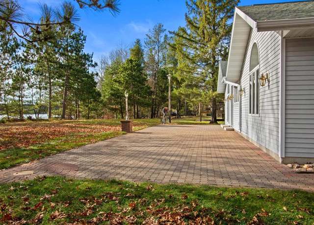 Property at 361 Yeoman Ct, Nekoosa, WI 54457, 3 beds, 3 baths