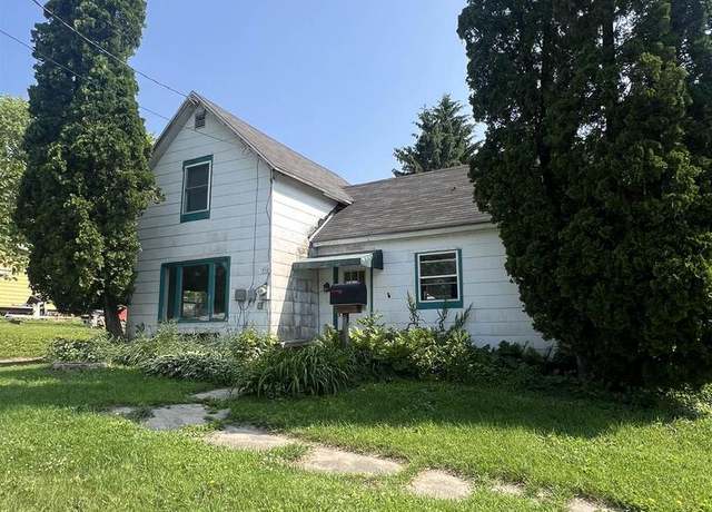 Property at 530 Wisconsin St, Columbus, WI 53925, 1 bed, 1 bath