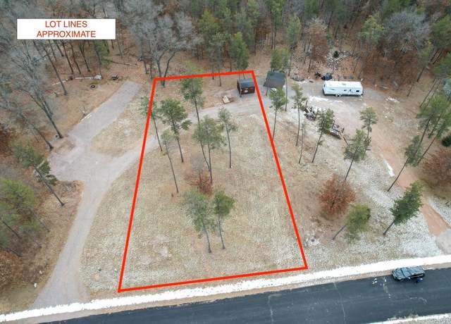 Property at 825 Marlboro Ct, Nekoosa, WI 54457