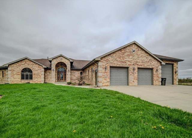 Property at 457 Union Rd, Brooklyn, WI 53521, 4 beds, 3 baths
