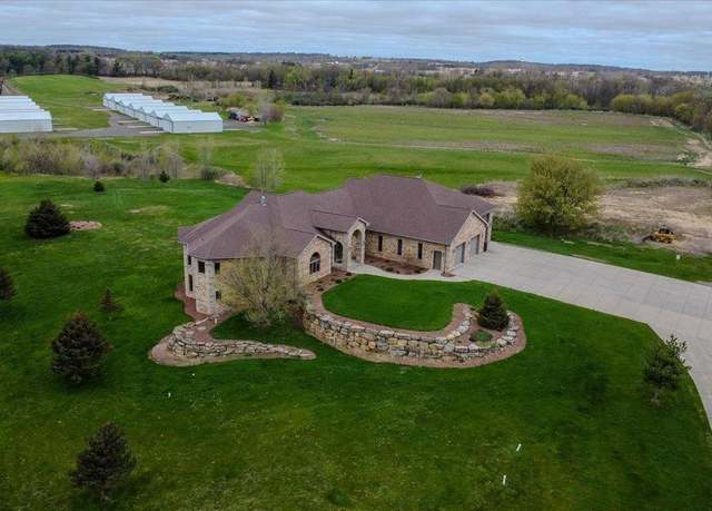 Property at 457 Union Rd, Brooklyn, WI 53521, 4 beds, 3 baths