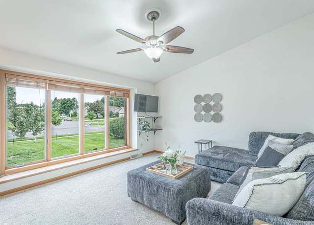 Property at 851 North Edge Trl, Verona, WI 53593, 4 beds, 2 baths